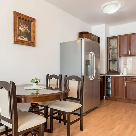 Apartman Unique With Pool And Sauna *