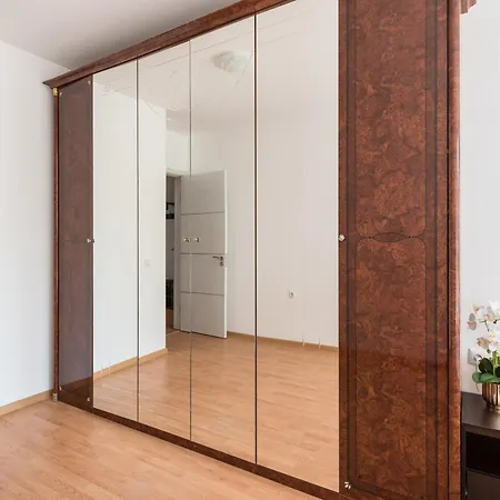 Apartman Unique With Pool And Sauna