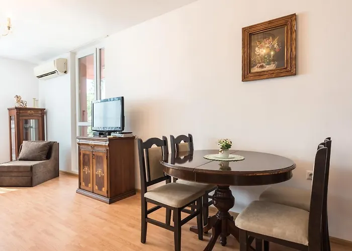 Unique With Pool And Sauna Várna