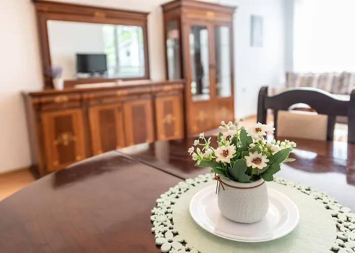 Apartman Unique With Pool And Sauna Várna