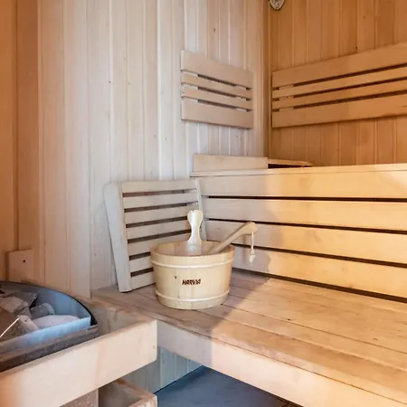 Unique With Pool And Sauna 公寓 瓦爾納